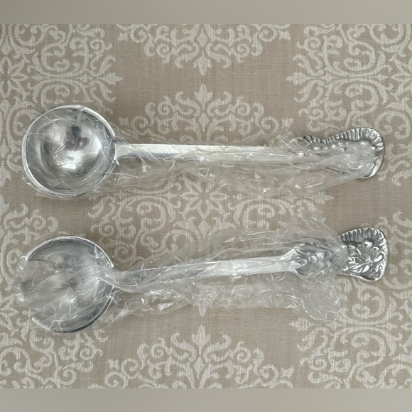 2 Beautiful Aluminum 14” Salad Serving Utensils - Picture 4 of 6